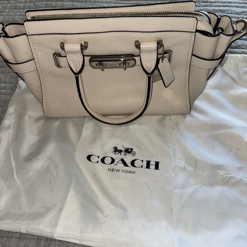 Coach Off-White Leather Purse